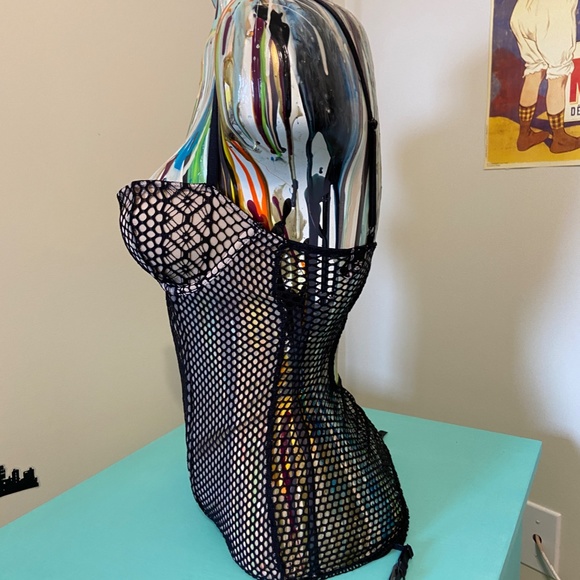 Victoria's Secret Mesh Bustier 34C - Picture 8 of 11